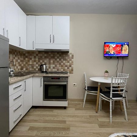 Comfort Apartment City Center Тирана Екстериор снимка