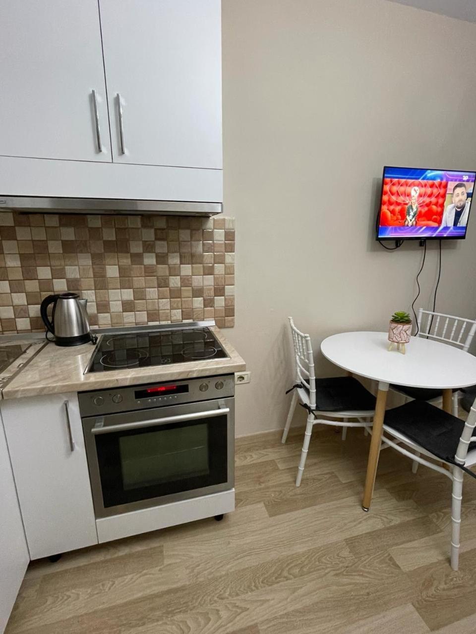 Comfort Apartment City Center Тирана Екстериор снимка