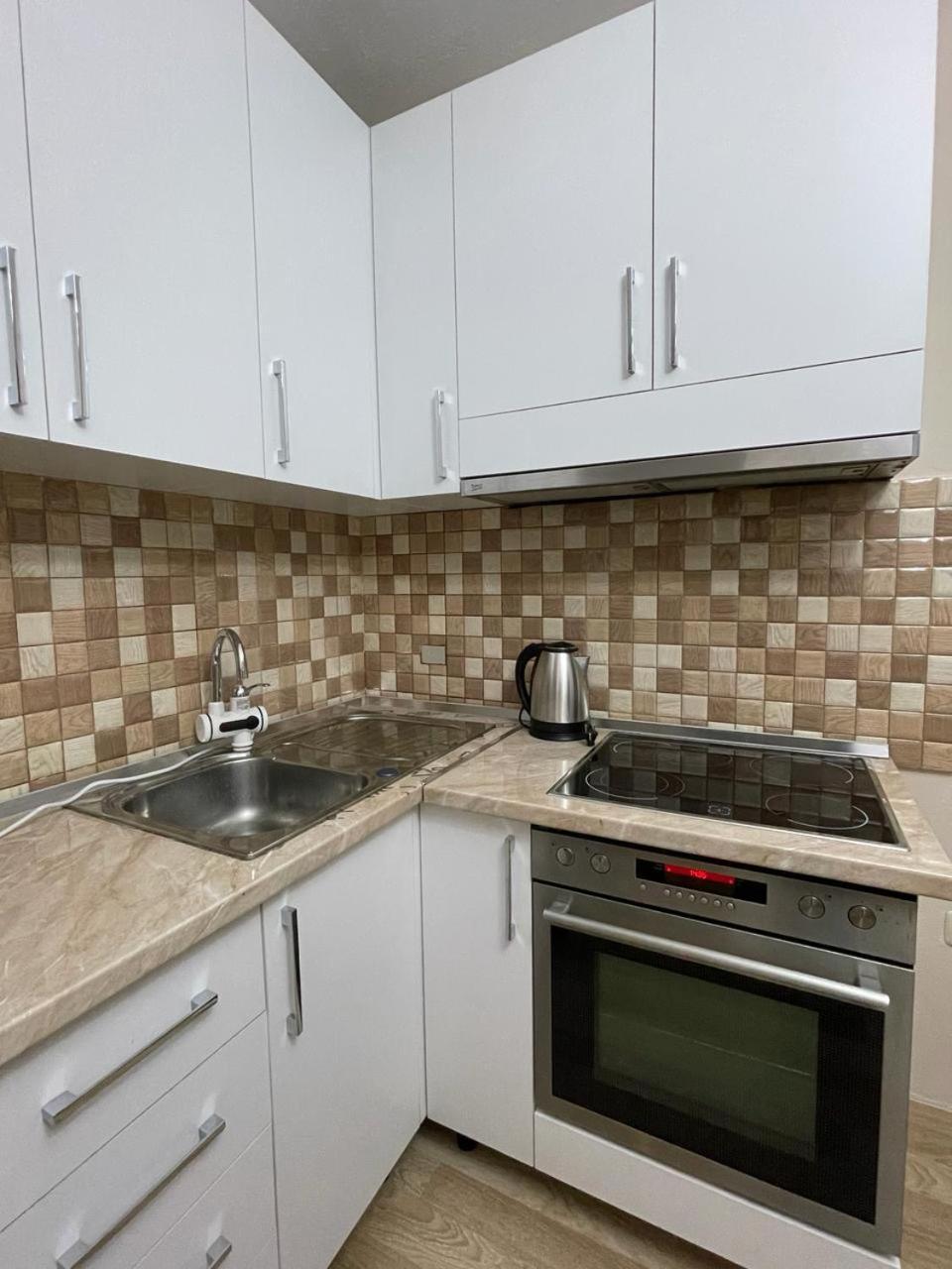 Comfort Apartment City Center Тирана Екстериор снимка